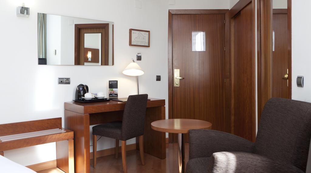 Hotel Senator Huelva Exteriér fotografie